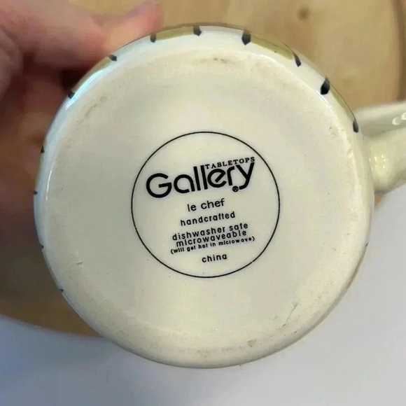 2 Tabletops Gallery le chef handcrafted mugs double sided matching 14oz 4 1/2” - Picture 6 of 8